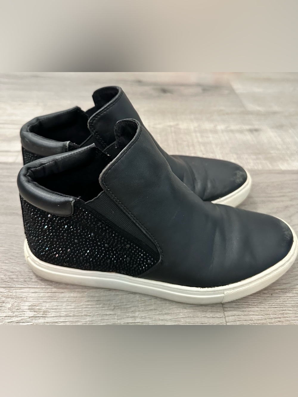 Kenneth Cole New York Kayla Black Leather Sequin High-Top Slip-On Sneakers Sz 8